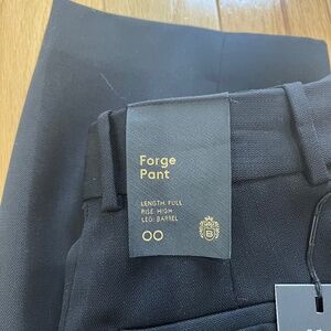 Aritzia Forge Dress Pants--Black, Size 0 NWT